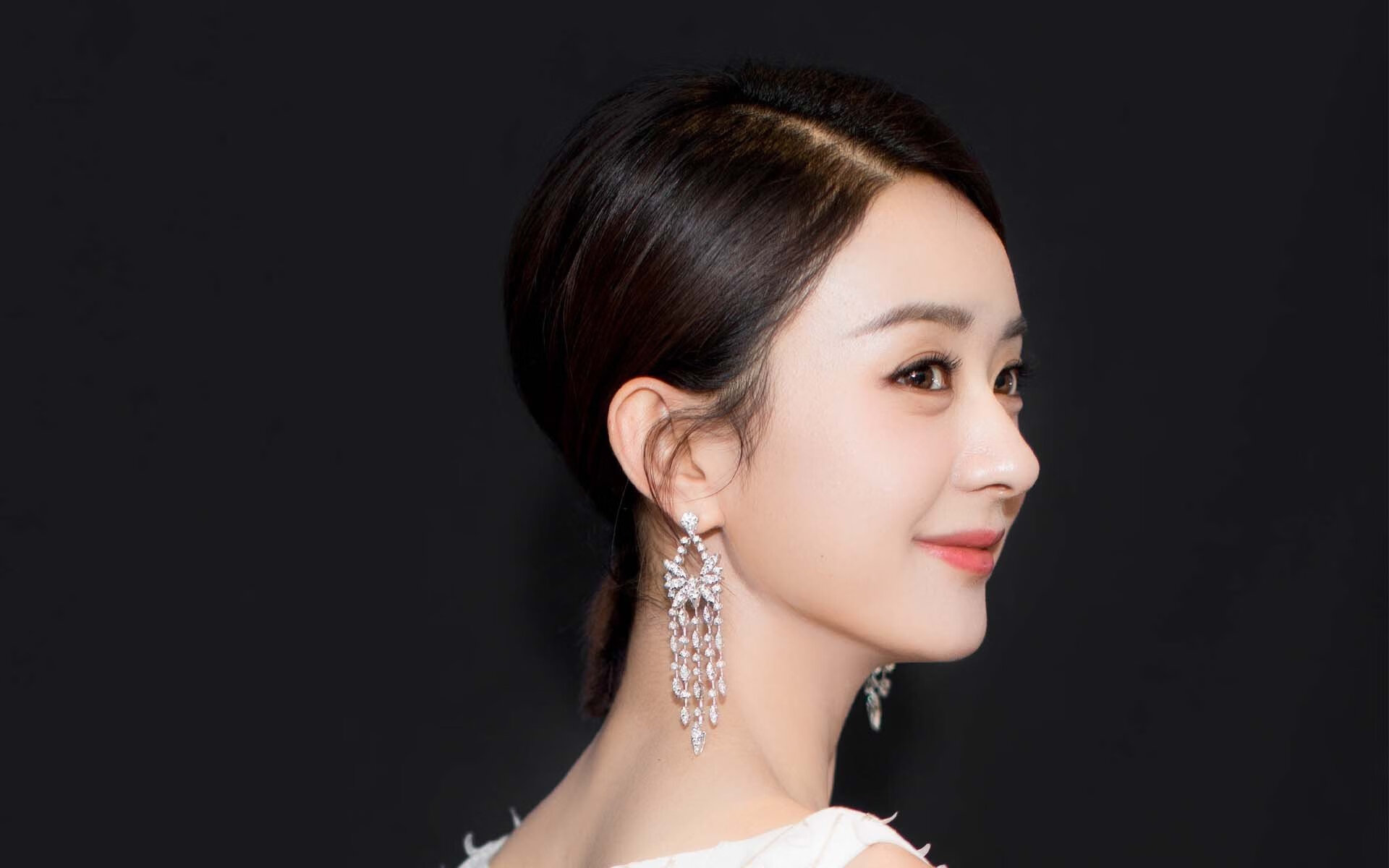 米兰体育正版平台-2024季后赛：勇士在关键战中库里的三分狂潮带领球队逆转！，nba2021勇士进季后赛了吗