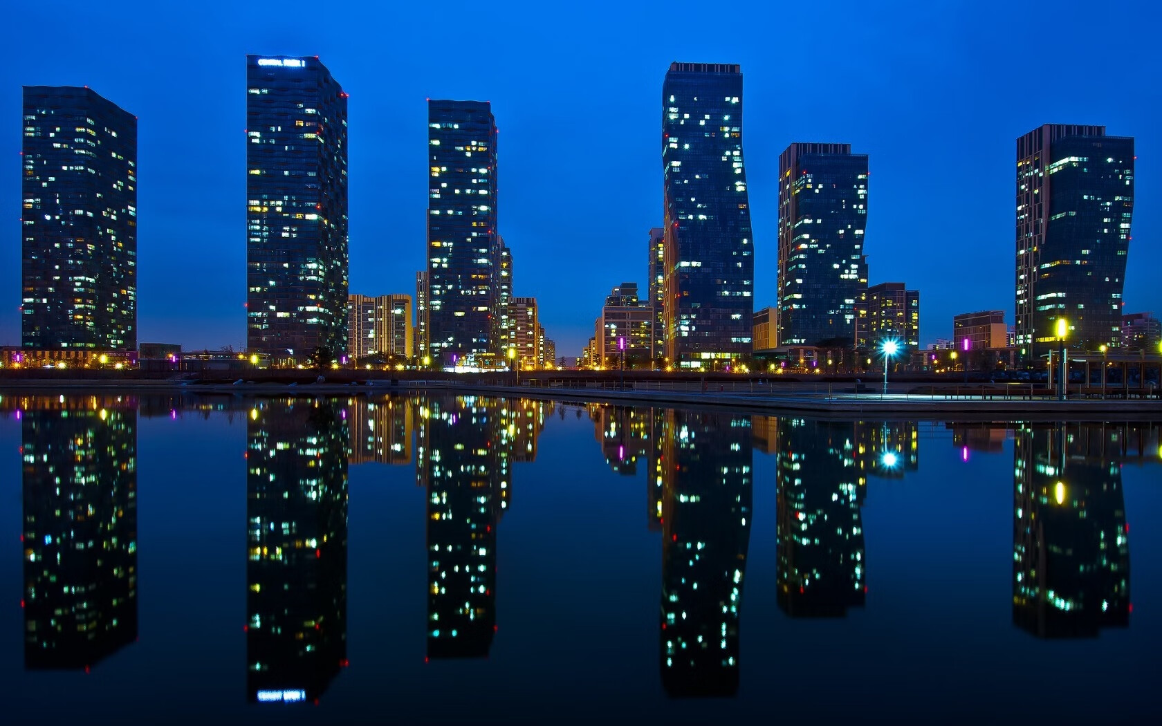 米兰体育官方网址入口-【冠军故事】丁俊晖：一位年轻球员的成长之路，丁俊晖局面专访