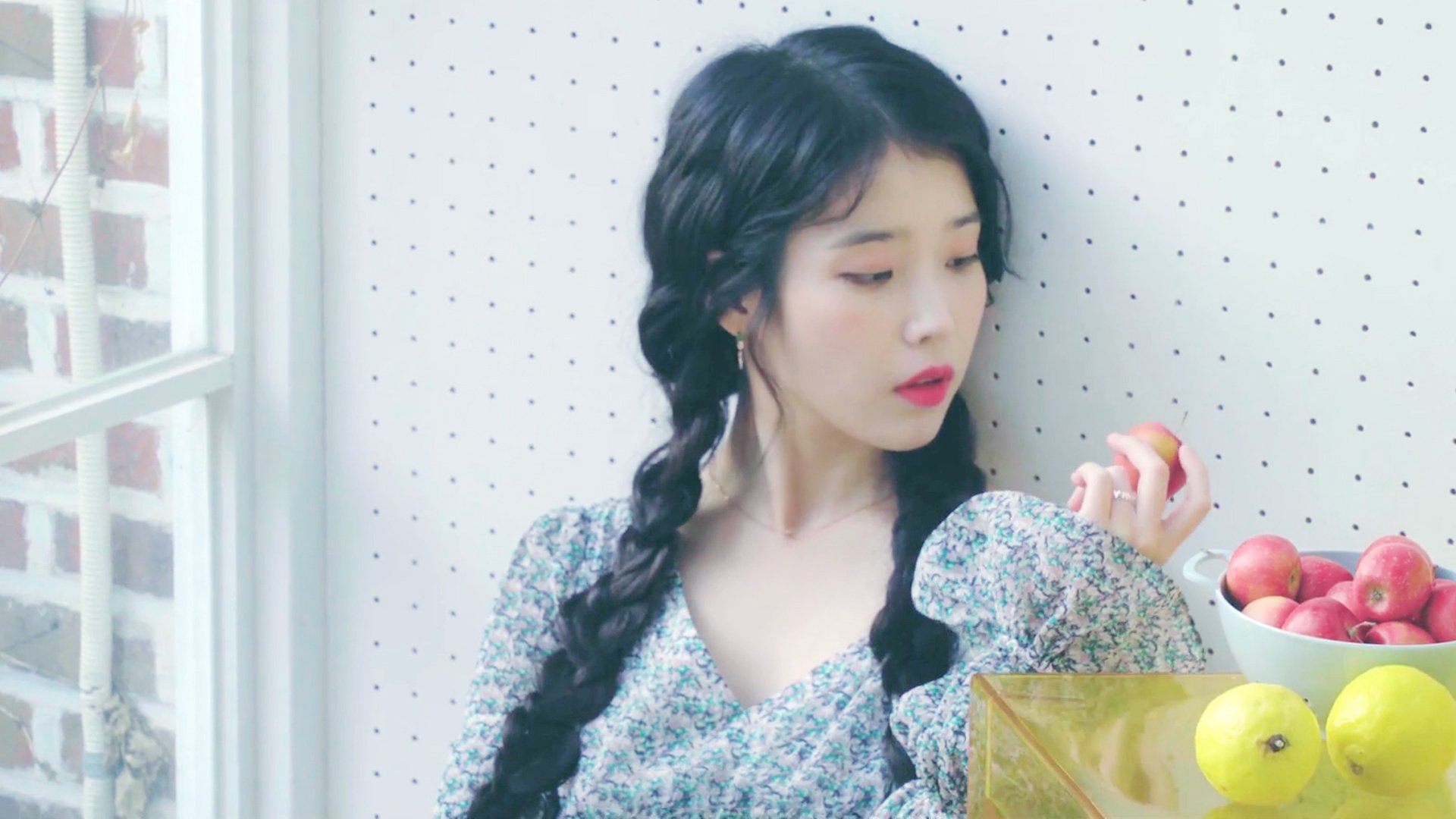 “东部新区定向赛场:徒步越野带来全新赛事体验”