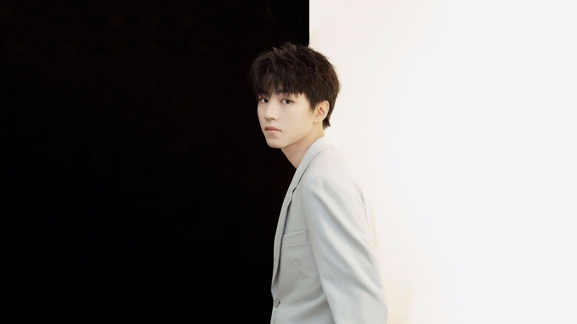 欧洲杯变阵突破:战术创新引领新潮流!,欧洲杯方案