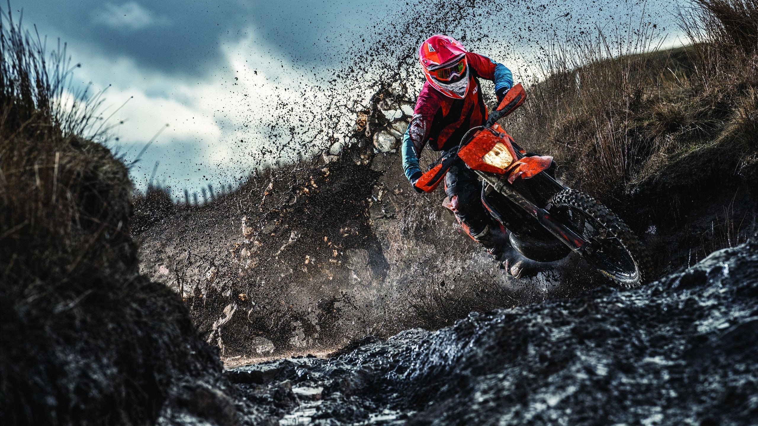 “十局鏖战,比赛悬念在最后定局,现场高潮迭起”,十局九胜